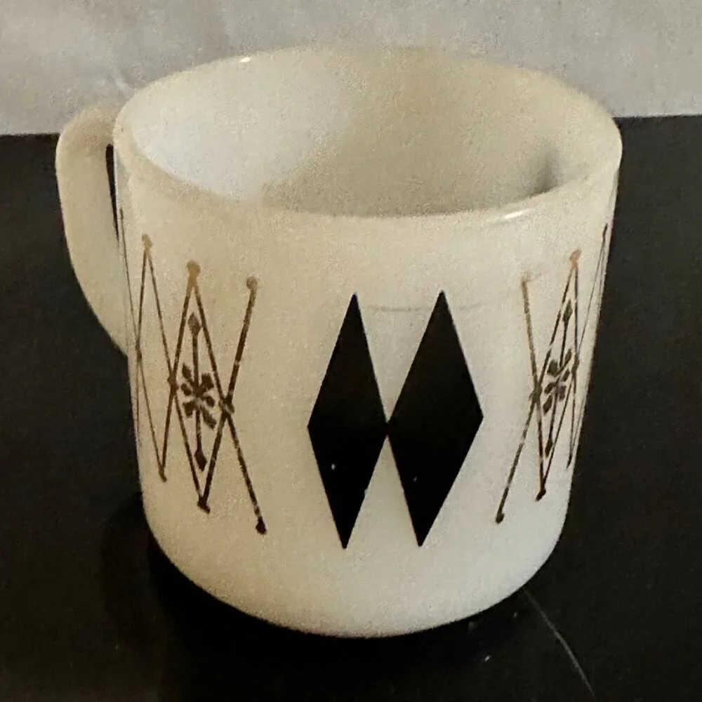 Federal Glass MCM Mug Milk Glass White  Diamonds Retro Mid Century Modern